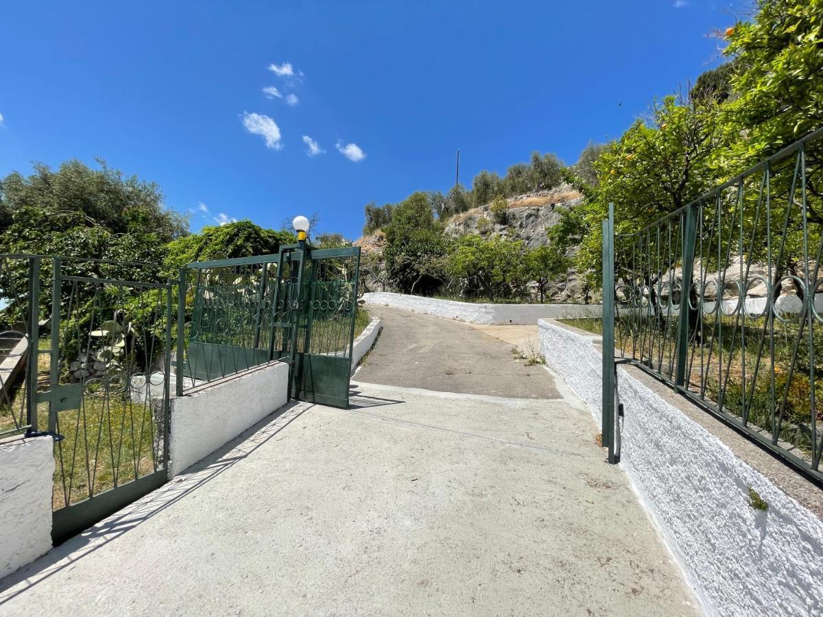 Villetta - Qui Dove Il Mare Luccica - Affitti Brevi Italia Монте-Сант'Анджело Экстерьер фото